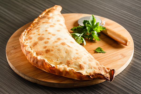  CALZONE SISÄÄNLEIVOTTU
